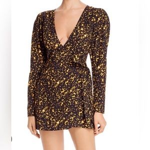 WEWOREWHAT tortoise cover up